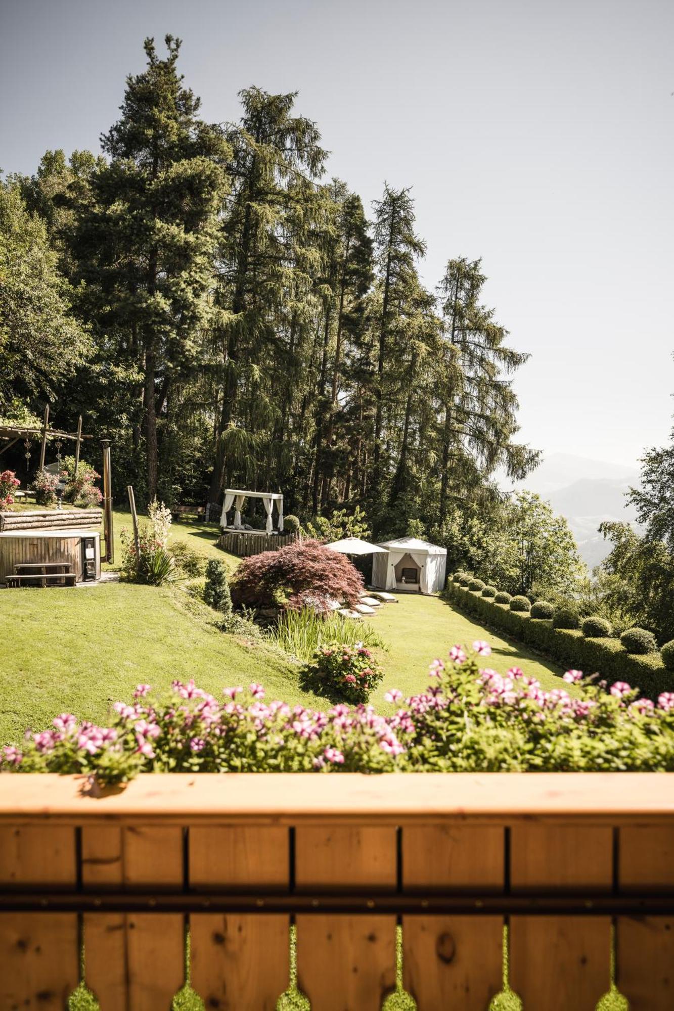 Boutique Pension Erlacher - Adults Only Villandro Ngoại thất bức ảnh